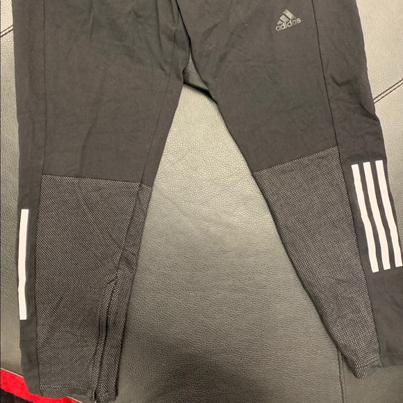 Men’s Adidas pants - Picture 3 of 3